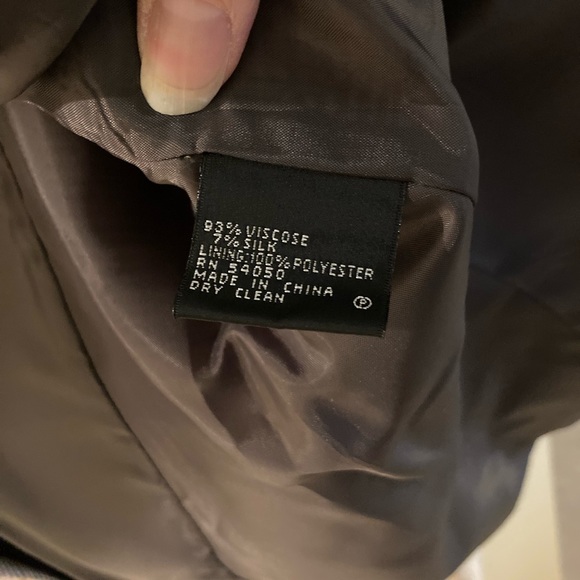 Kasper striped blazer with matching shell - Picture 12 of 13